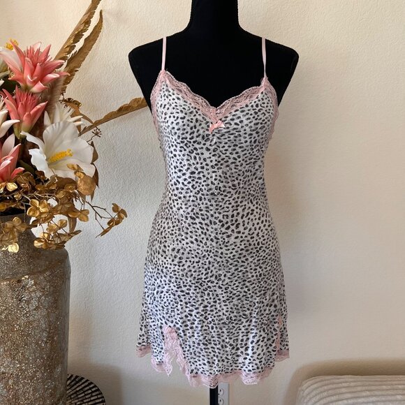 Kensie Dresses & Skirts - Y2K Gray & Pink Leopard Cheetah Babydoll Lingerie Mini Dress Top S